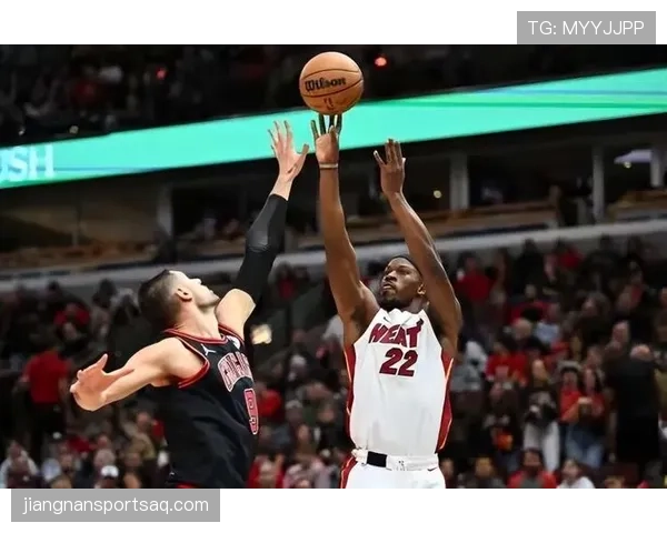 德罗赞连续得分爆发主导季后赛 单打效率明显高于巴特勒