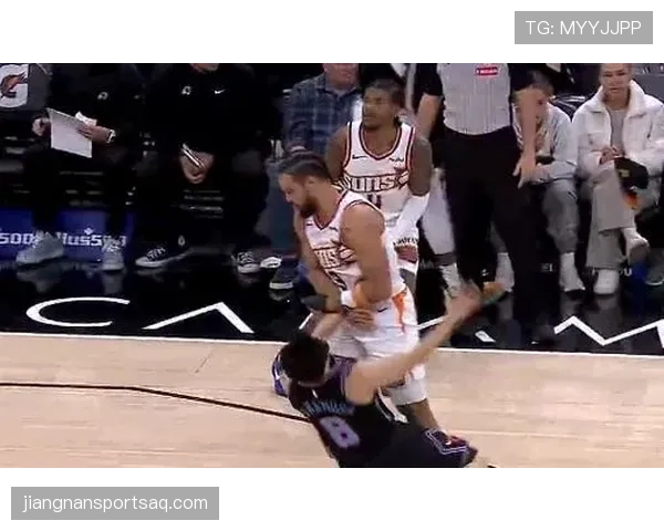 杰伦威廉姆斯改打挡拆为谢伊制造空位三分