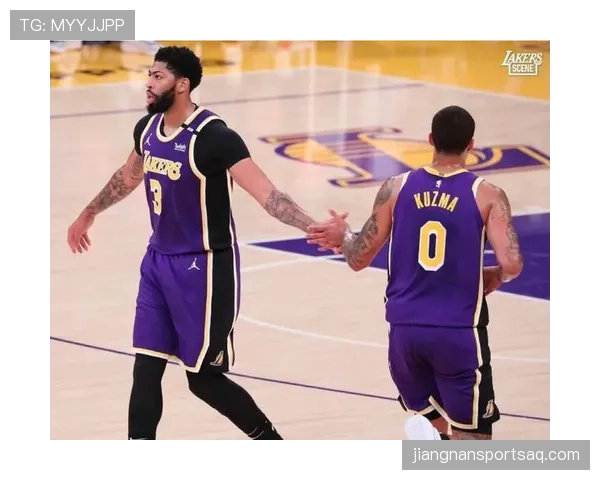 库兹马无球跑位拉开防线比上季更高效